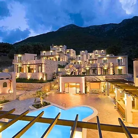Tesoro Hotel