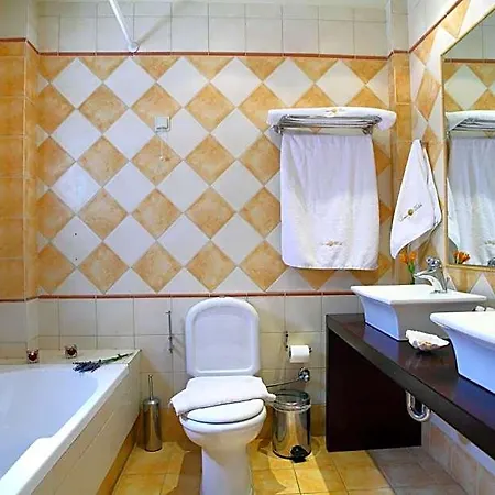 Hotel Tesoro Nikiana