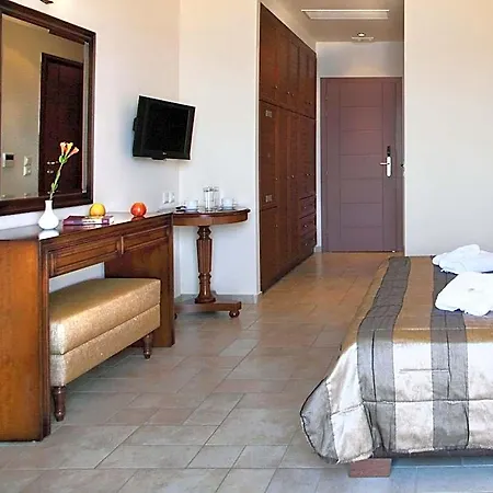 Hotel Tesoro 3*